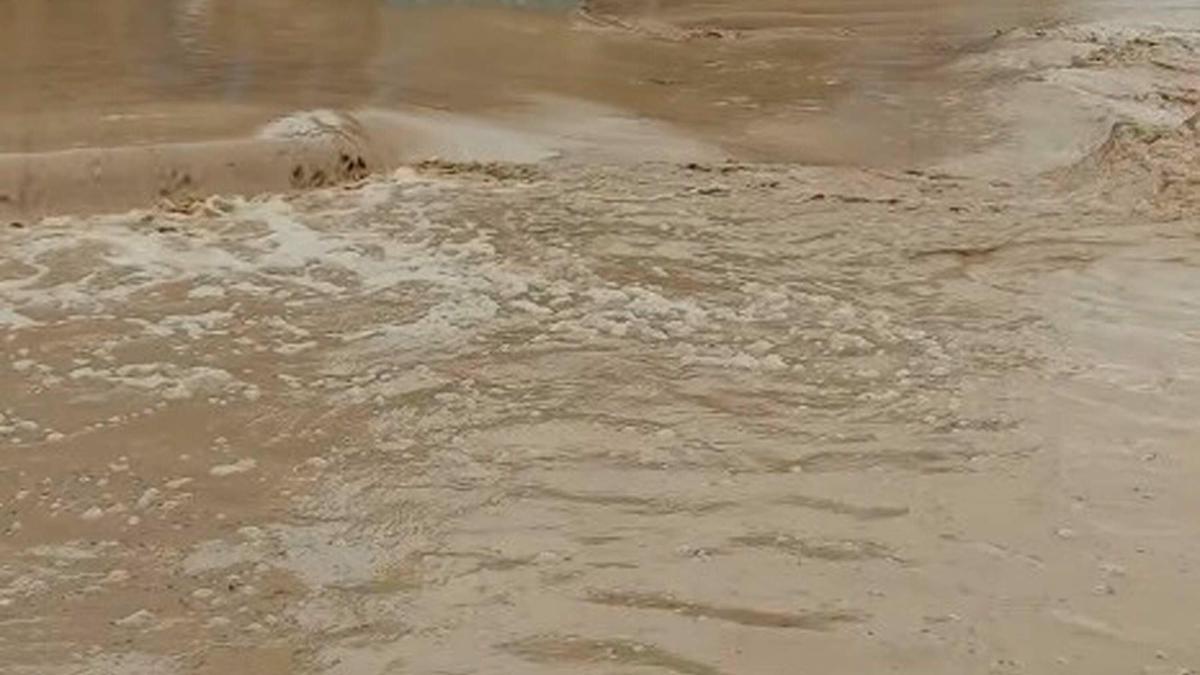 İzmir'de sağanak etkili oldu