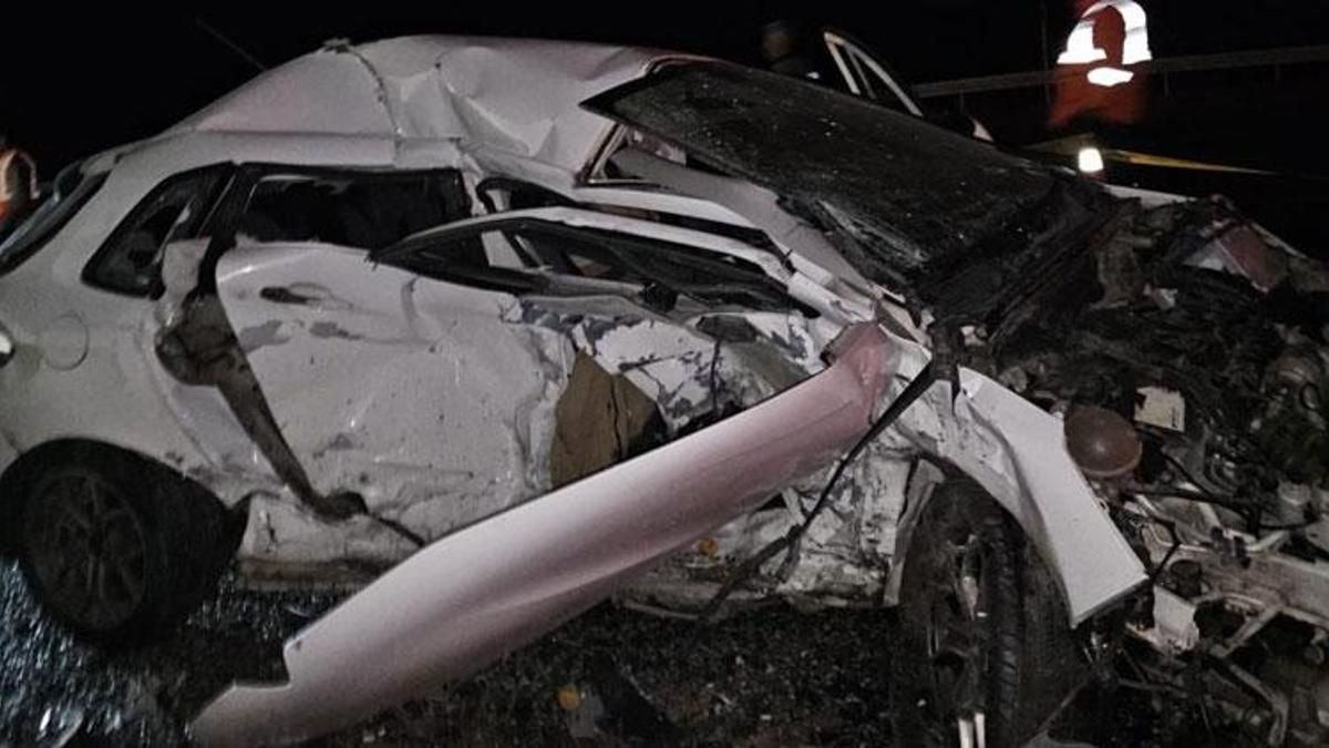 Sivas Suşehri’nde iki otomobil çarpıştı: 1 ölü, 2 yaralı