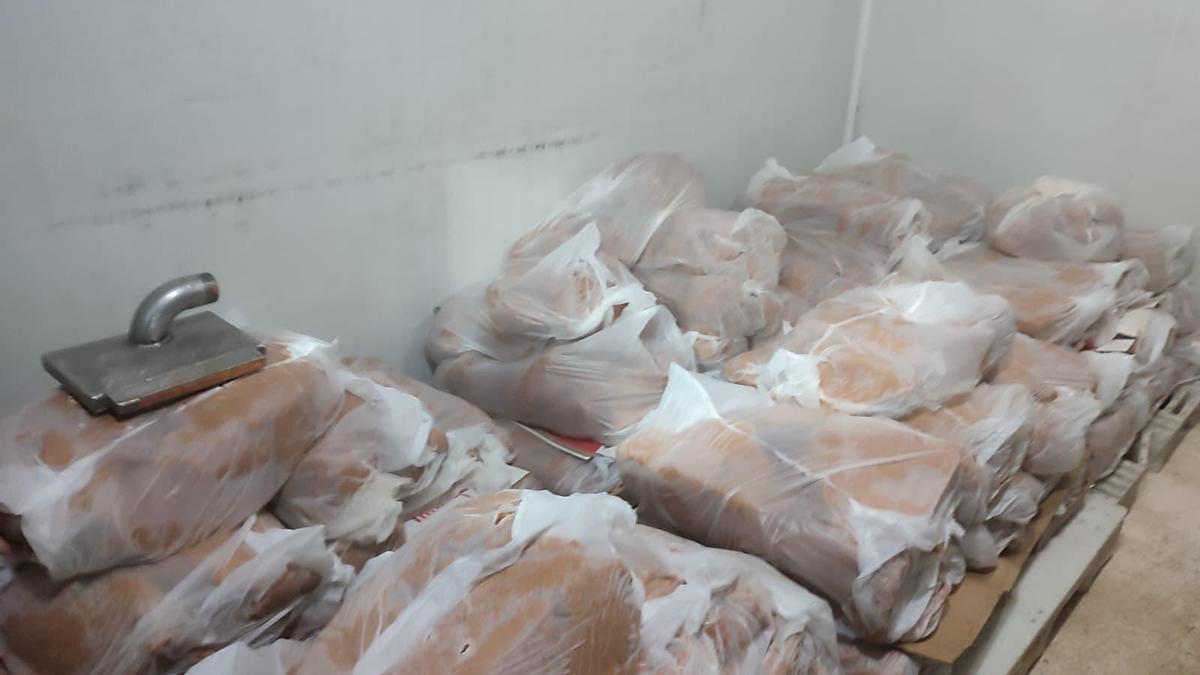 Taklit ve tağşiş ürünlerden köfte ürettiler! Vatandaşa yedirecekken suçüstü yakalandılar