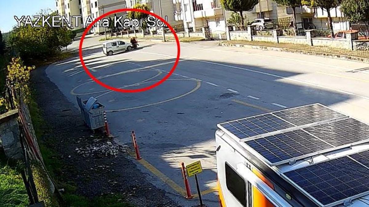 Bursa’da ehliyetsiz sürücünün çarptığı motosikletteki kurye yaralandı