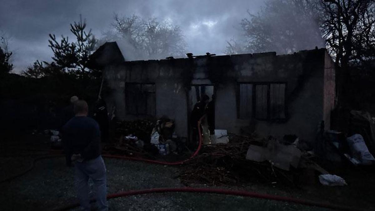 Kastamonu’da sobaya yakmak için benzin döktü, hem kendini hem evi yaktı