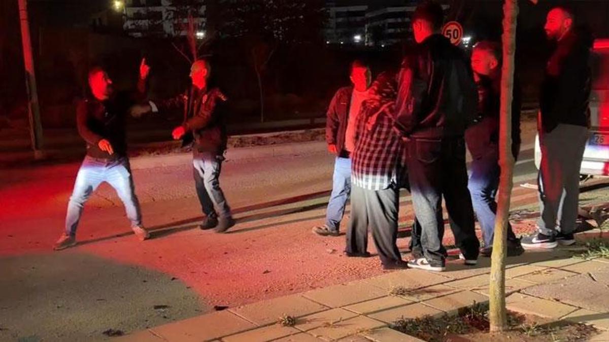 Eskişehir’de 2 aracın çarpıştığı kazada tanıdık çıkan taraflar arasında gerginlik yaşandı