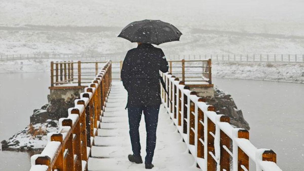 Kar yağışı Ordu’nun yükseklerini beyaza bürüdü