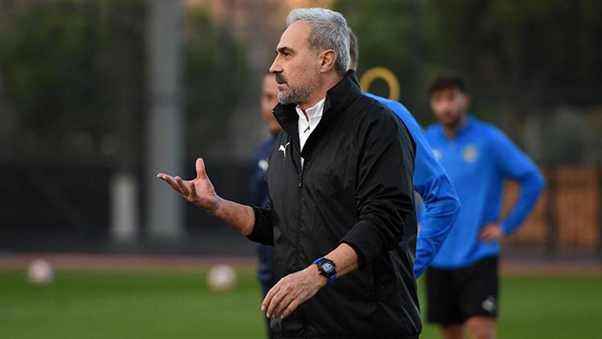 Manisa FK, Adana Demirspor karşısında! Mustafa Dalcı tek bir şey istedi