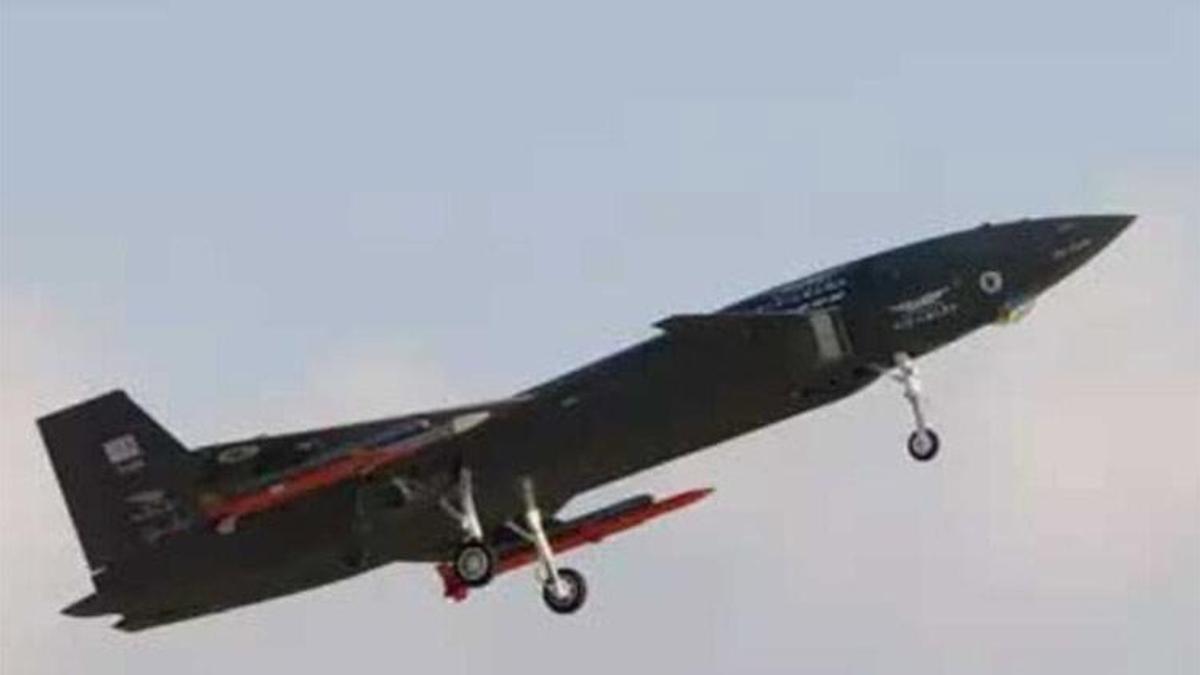 KIZILELMA'dan tarihi başarı! Simüle atışta tam isabet