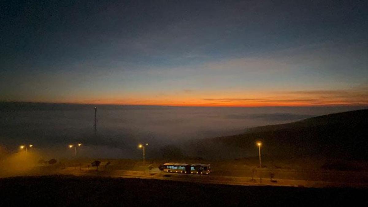 Batman'da yoğun sis ve gün batımı kartpostallık manzara oluşturdu izleyenlere unutulmaz anlar yaşattı