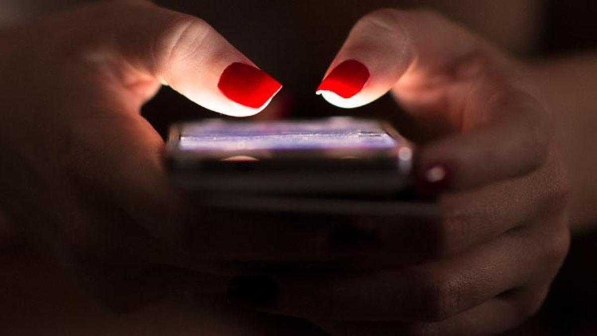 Kayseri'de ahlak kurallarına aykırı paylaşımlarda bulunan 102 sosyal medya hesabına erişim engeli getirildi