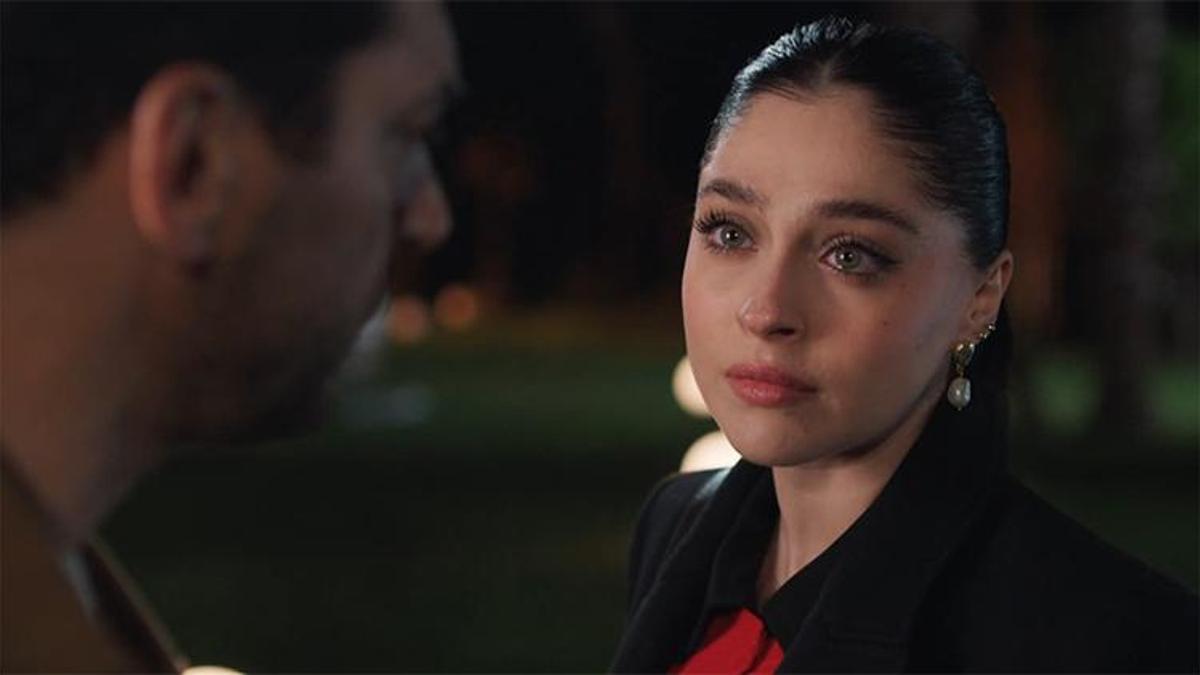 Güller ve Günahlar kendisiyle yarışıyor