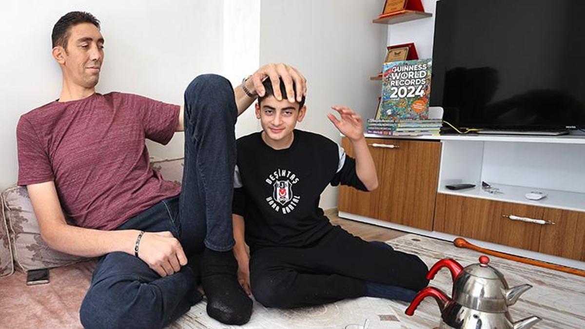 Dev adam Sultan Kösen dünya sahnesinde! 2.51 metrelik rekortmen İngiltere'de belgesel çekimine katılıyor