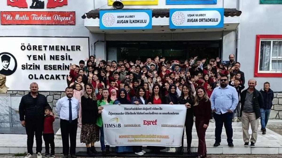Eşref Rüya oyuncularından Öğretmenler Günü’nde anlamlı jest