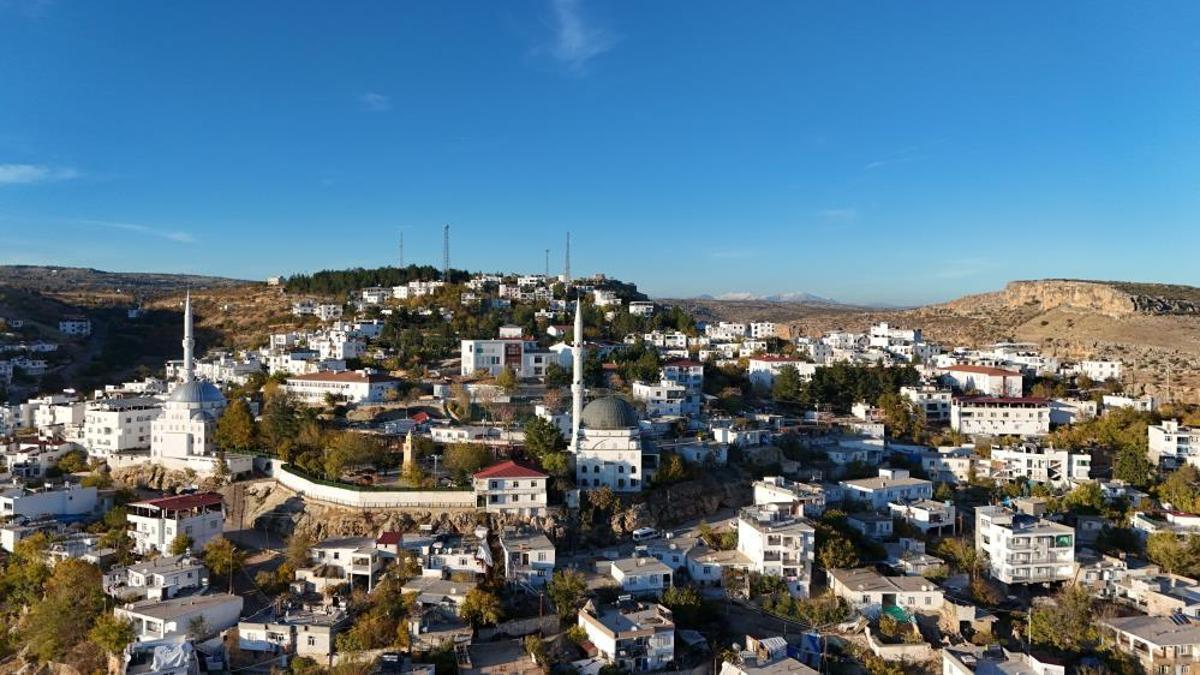 Peygamberlerin kabirlerine ev sahipliği yapıyor! Bu ilçe yılda 1 milyon ziyaretçi ağırlıyor