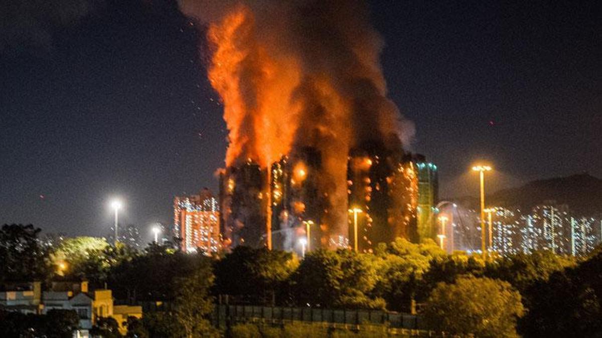 Hong Kong'da yangın faciası: Gökdelende can kaybı 36'ya yükseldi