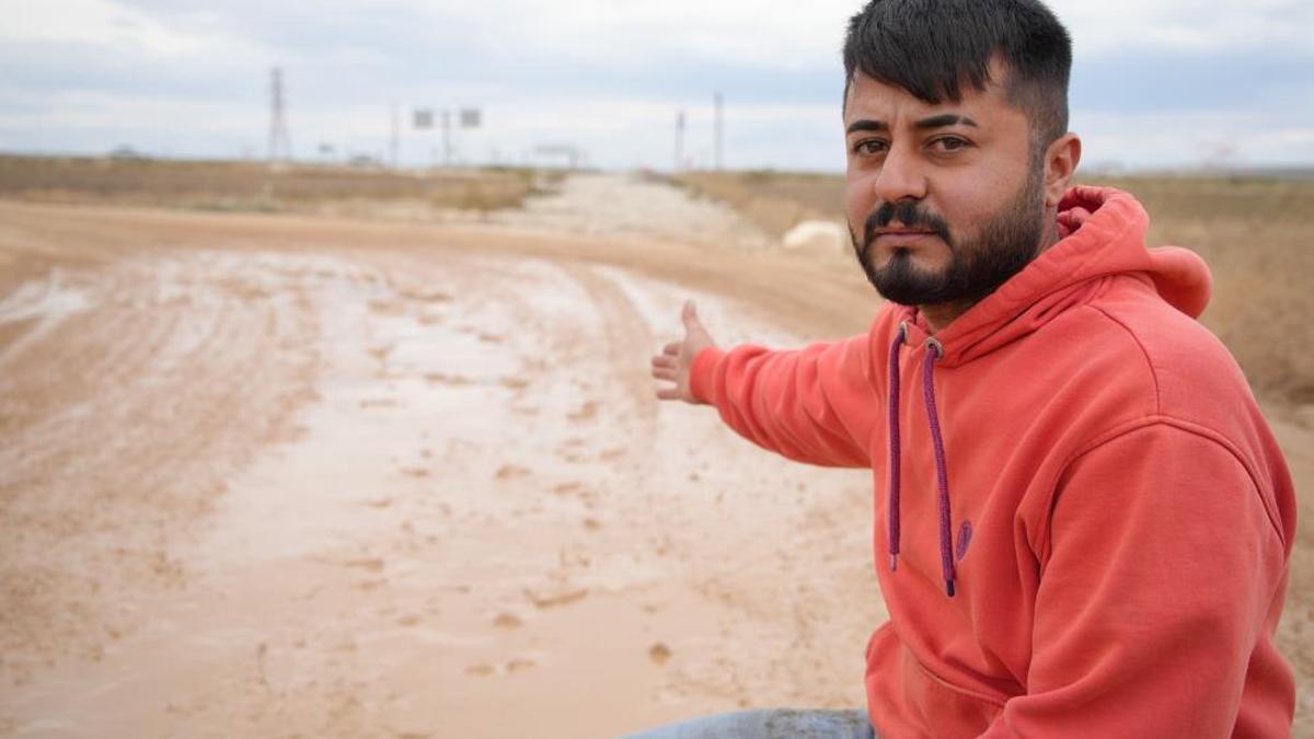 Edirne'de yol çilesi bitmiyor! Bozuk yol araçlara …