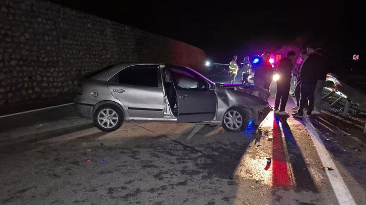 Bartın'da yola çıkan yaban hayvanı kazaya neden oldu: 4 yaralı