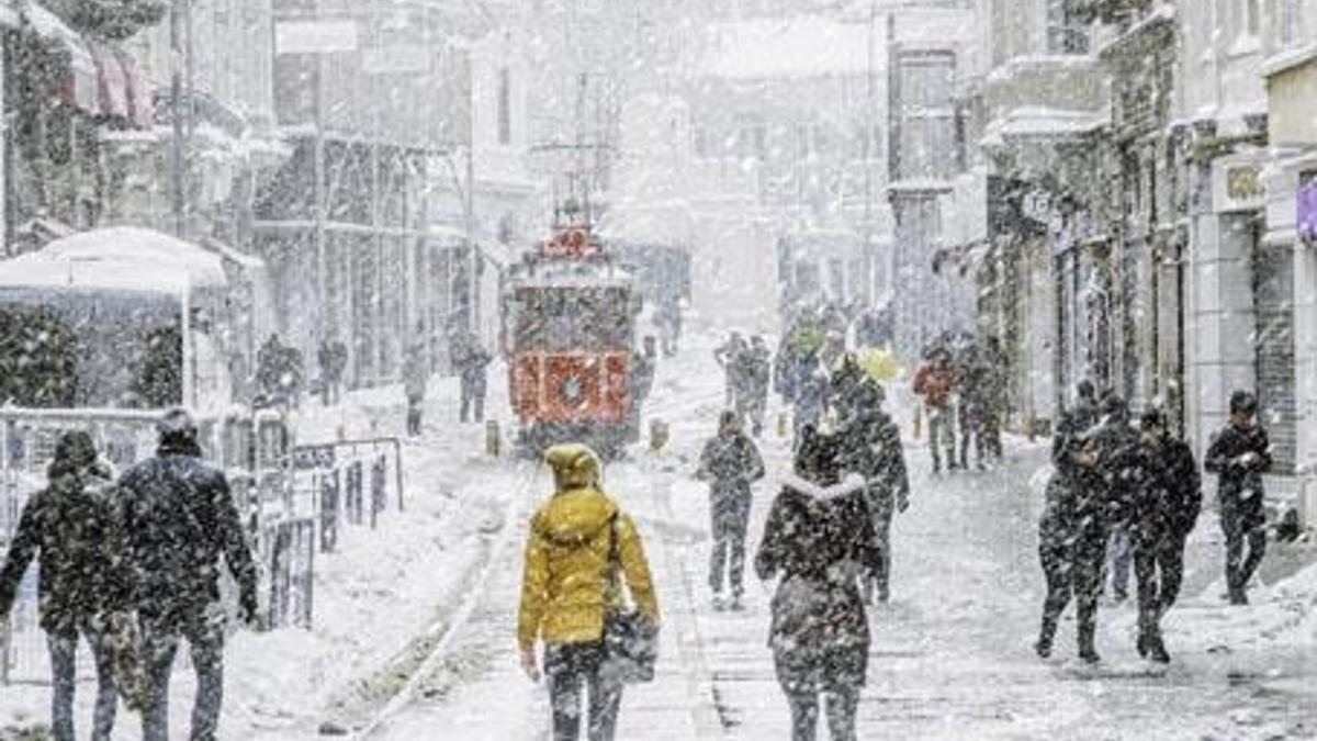 Tüm Türkiye kara teslim olacak! Uzmanlar uyardı: Kış 15 derecelik düşüşle geliyor