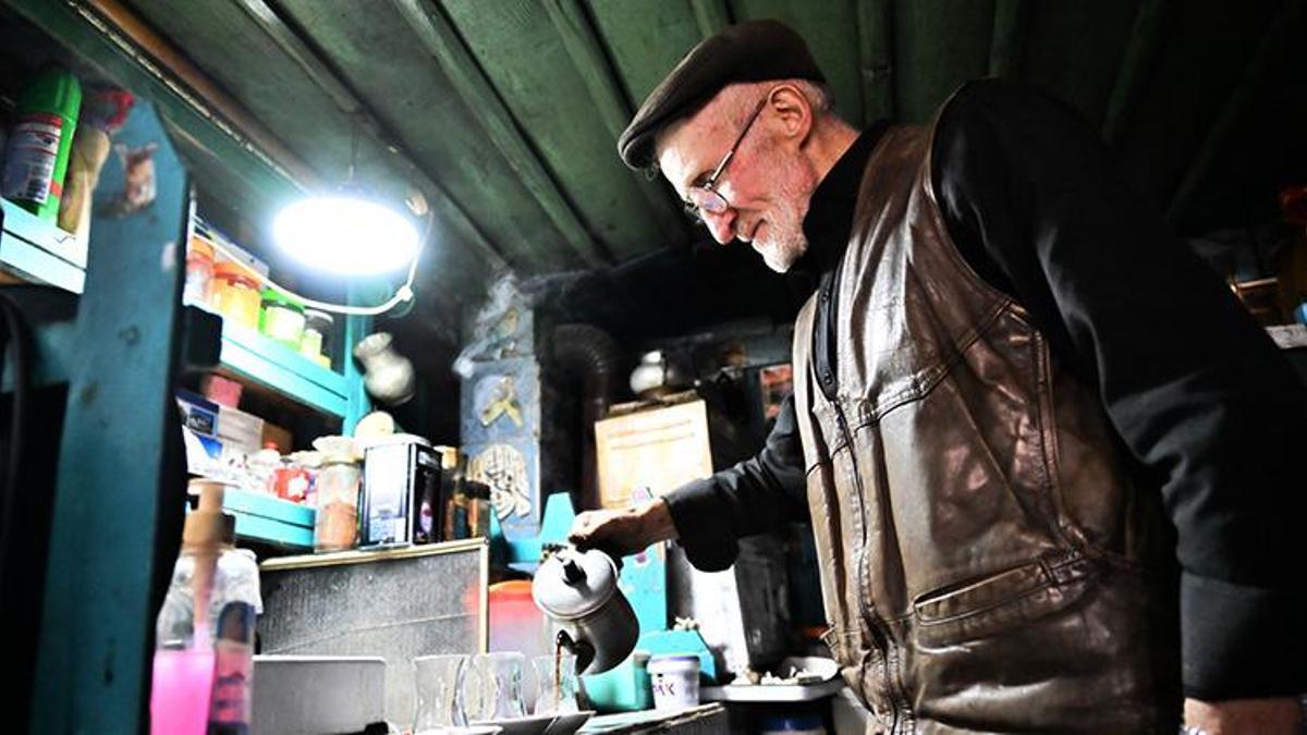 Trabzon'da 2 bin rakımlı Kusal Yaylası'nda yarım asırlık sevda! İlk kar yağana kadar açık: Turistlerin yeni uğrak noktası oldu