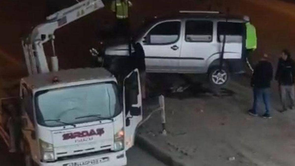 Malatya'da kontrolden çıkan hafif ticari araç refüje çarptı: 1 yaralı