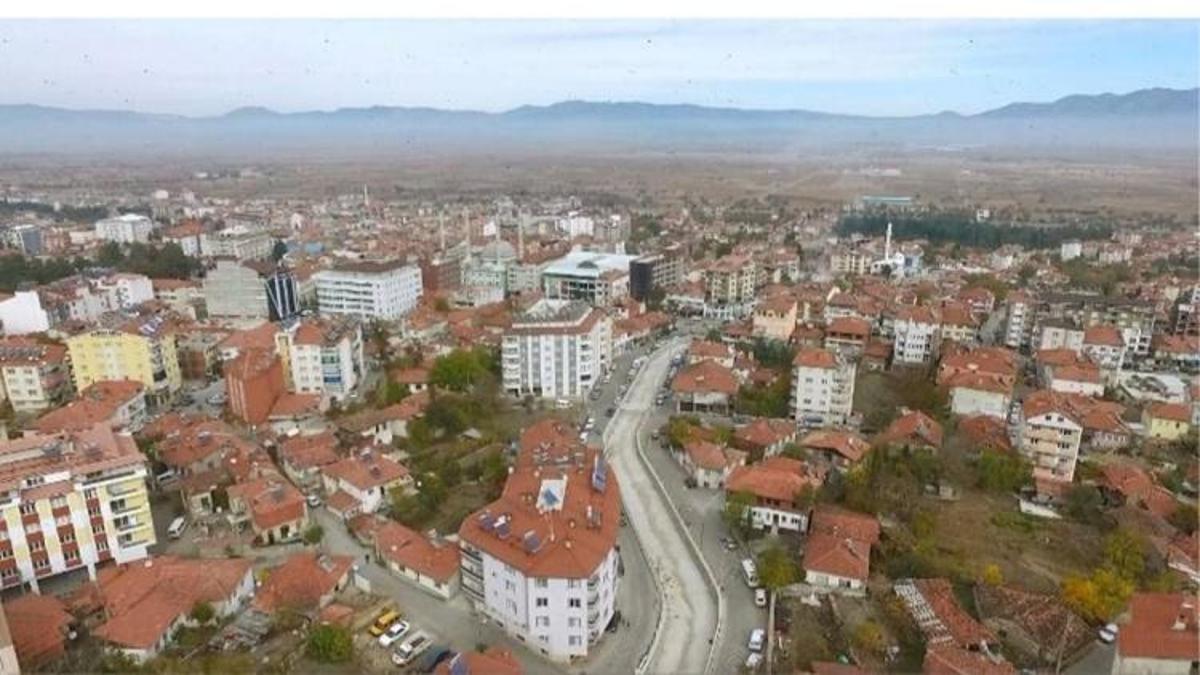 Denizli'de ilçe karıştı: 1 kaymakam 23 muhtara karşı! Savunma istendi