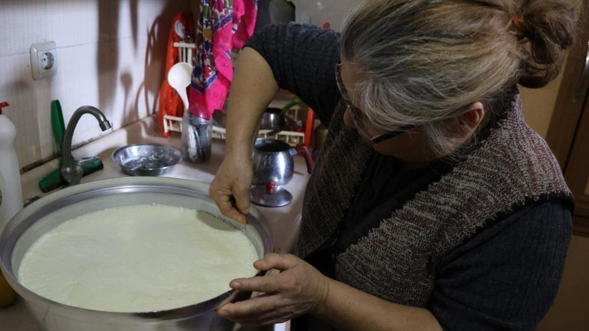 Aydın'da desteksiz üretim başladı! Eşe dosta verilmiyor: 5 saatte fiyatını ikiye katlıyor