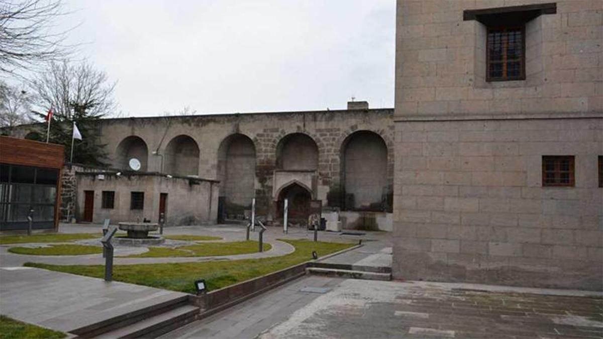 Güpgüpoğlu Konağı ve Etnografya Müzesi