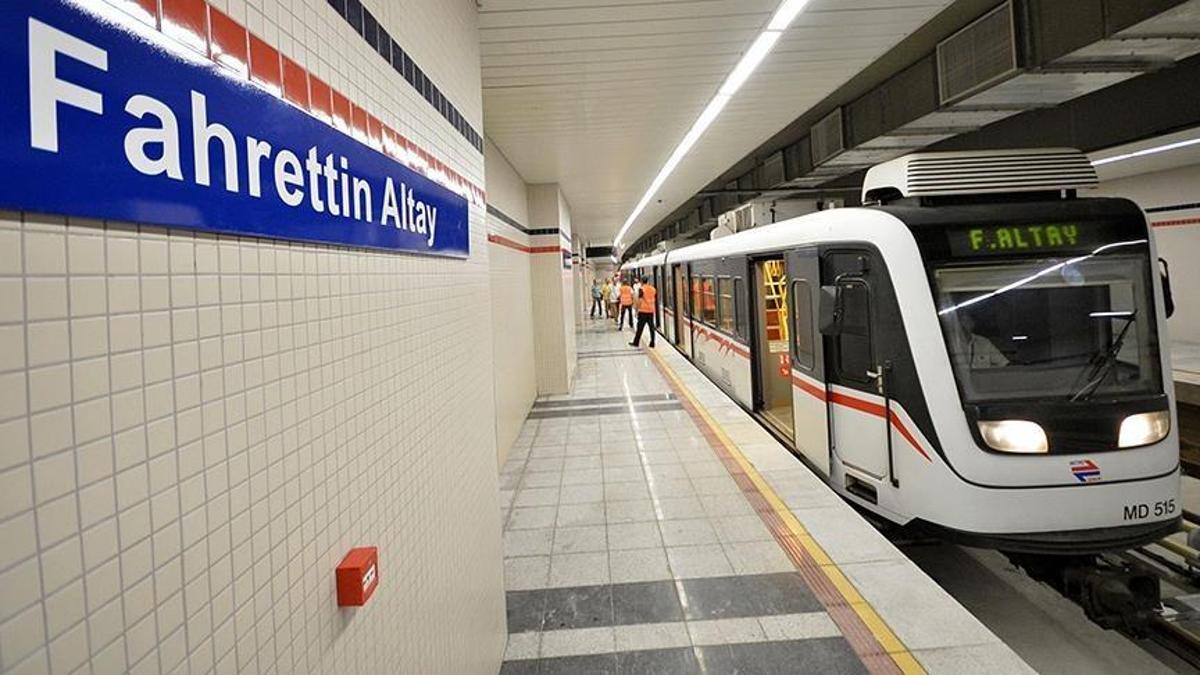 İzmir Metro İstasyonları