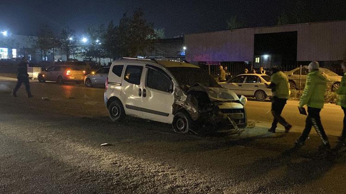 Osmaniye’de üç aracın karıştığı zincirleme kazada 1'i çocuk 2 kişi hayatını kaybetti