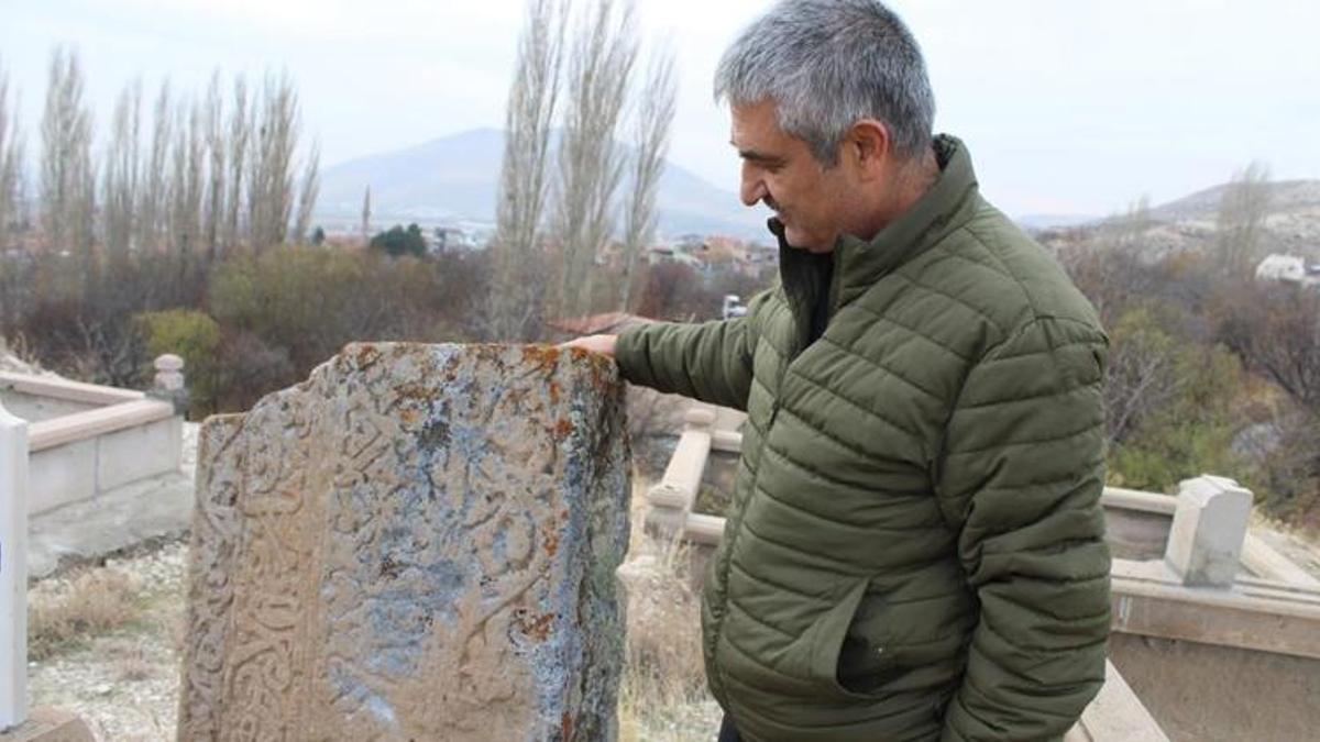 Kayseri'de mezarlıkta sırrı bilinmiyor! Mahalleli fark etti: Buraya ait değil