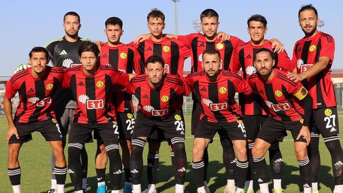 Eskişehirspor, Karşıyaka maçı öncesi yeni rekora hazırlanıyor