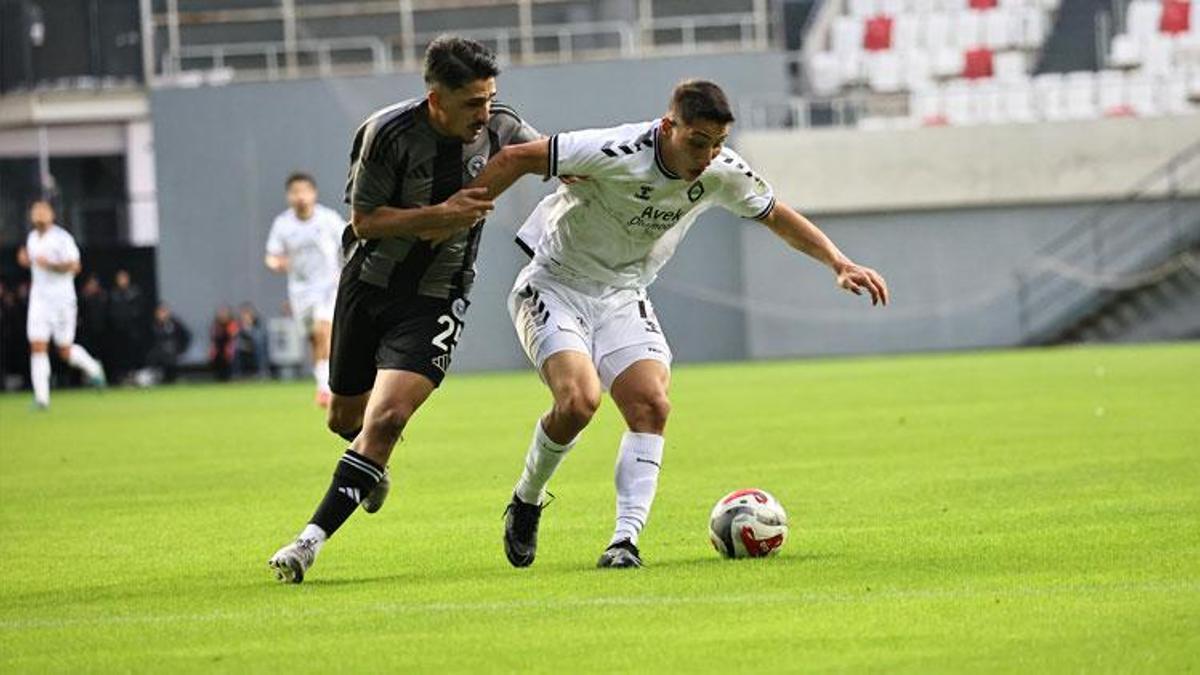 Altay – Eskişehir Anadolu Spor maçında 3 puan 2 golle geldi