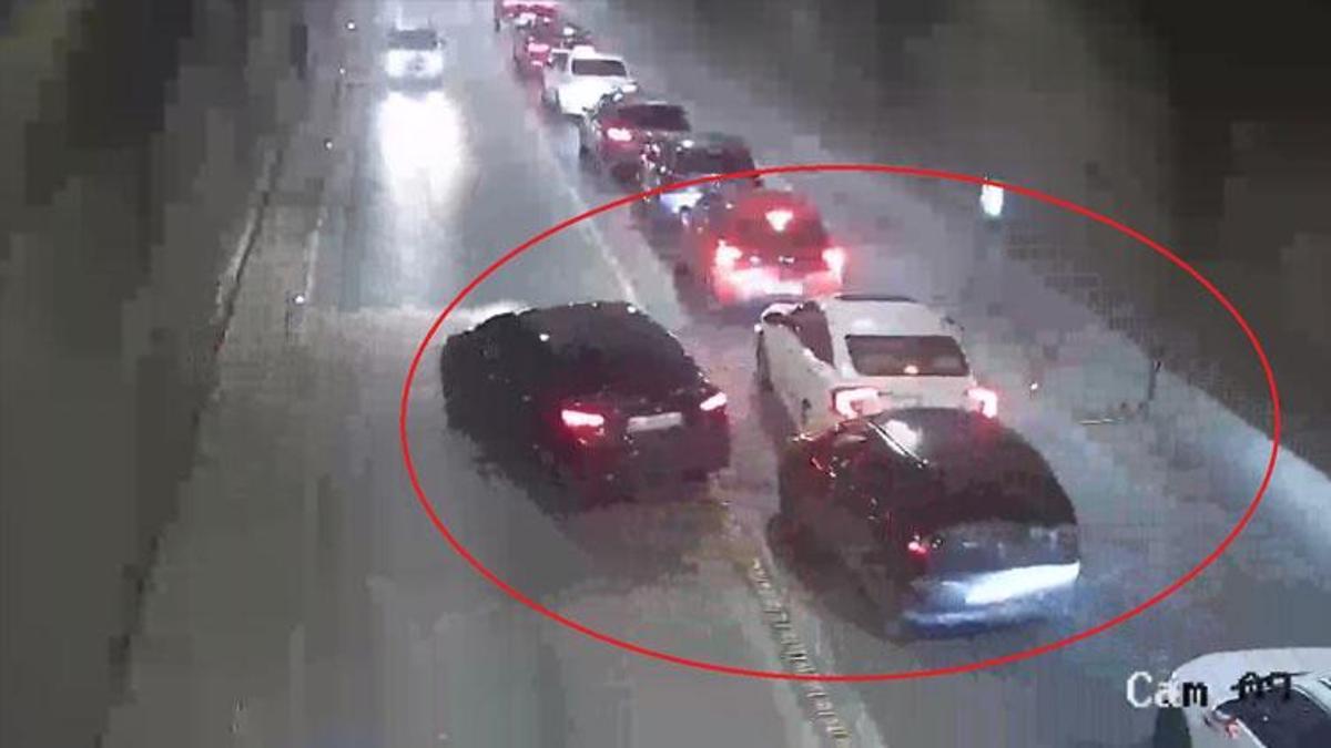 Amasya’da 4 otomobilin karıştığı zincirleme kaza kamerada