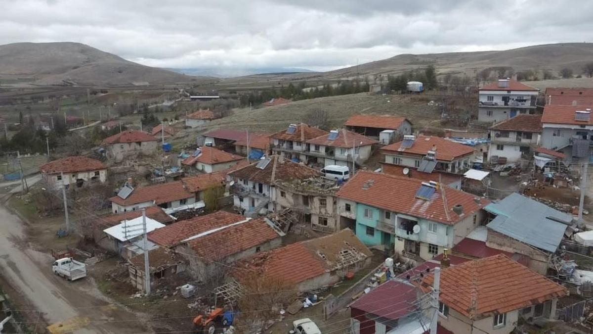 Bu köyde iletişim kurulamıyor! Sebebi ise dikkat çekiyor