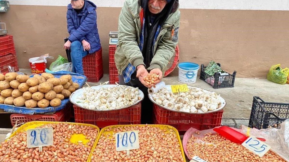 Önümüzdeki senenin fiyatlarını etkileyecek! 90 lira soğan, 150 lira sarımsak