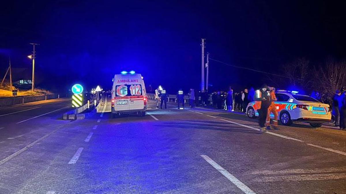 Uşak Eşme'de otomobilin çarptığı 3 yaya öldü