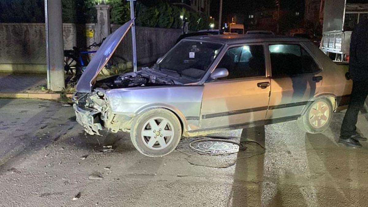 İnegöl'de iki otomobil çarpıştı: 1 yaralı