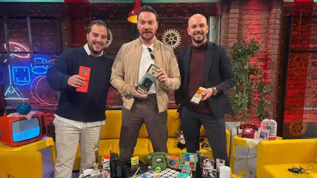 Sinan Akçıl’dan Ebru Gündeş’e doğum günü hediyesi