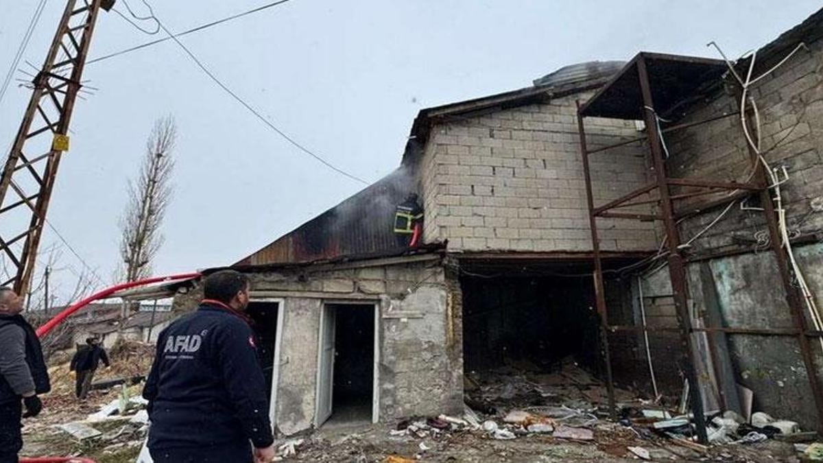 Hakkari'de demir doğrama atölyesinde patlama: 1 yaralı