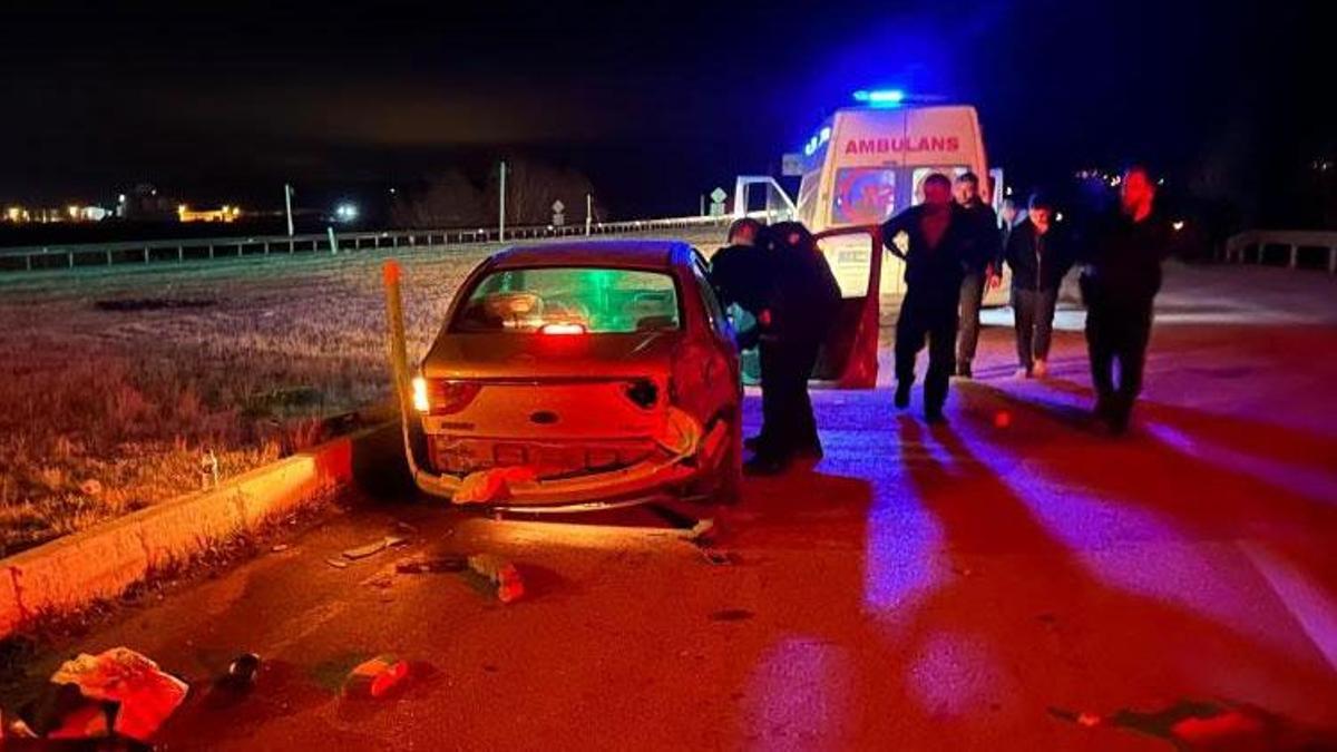 Çorum’da kırmızı ışık ihlali kazaya sebep oldu: O anlar kamerada