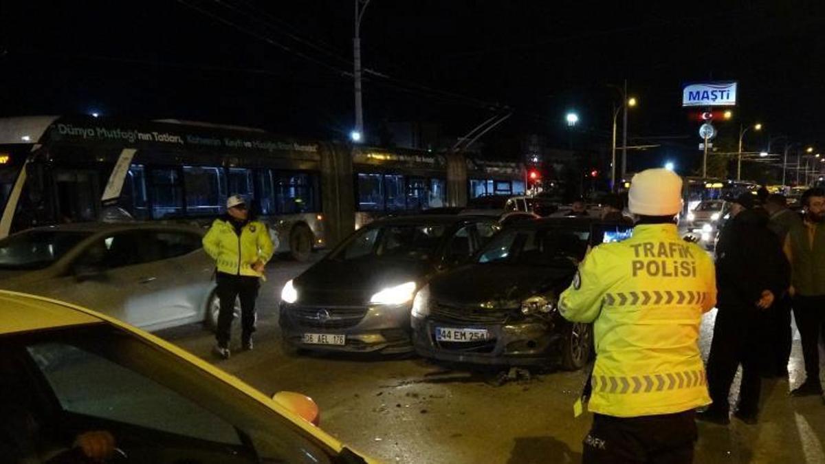 Malatya-Ankara karayolunda zincirleme kaza: 2 yaralı
