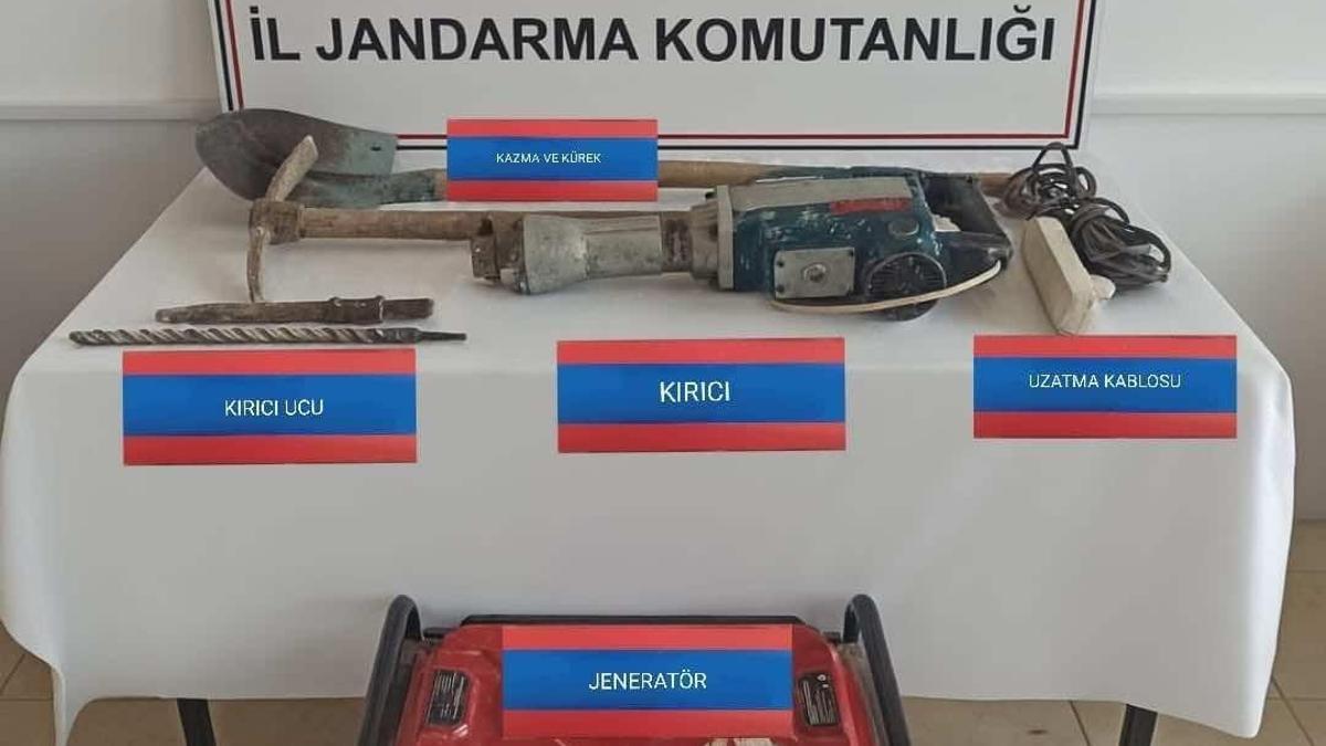 Yozgat'ta kaçak kazı operasyonunda 3 gözaltı