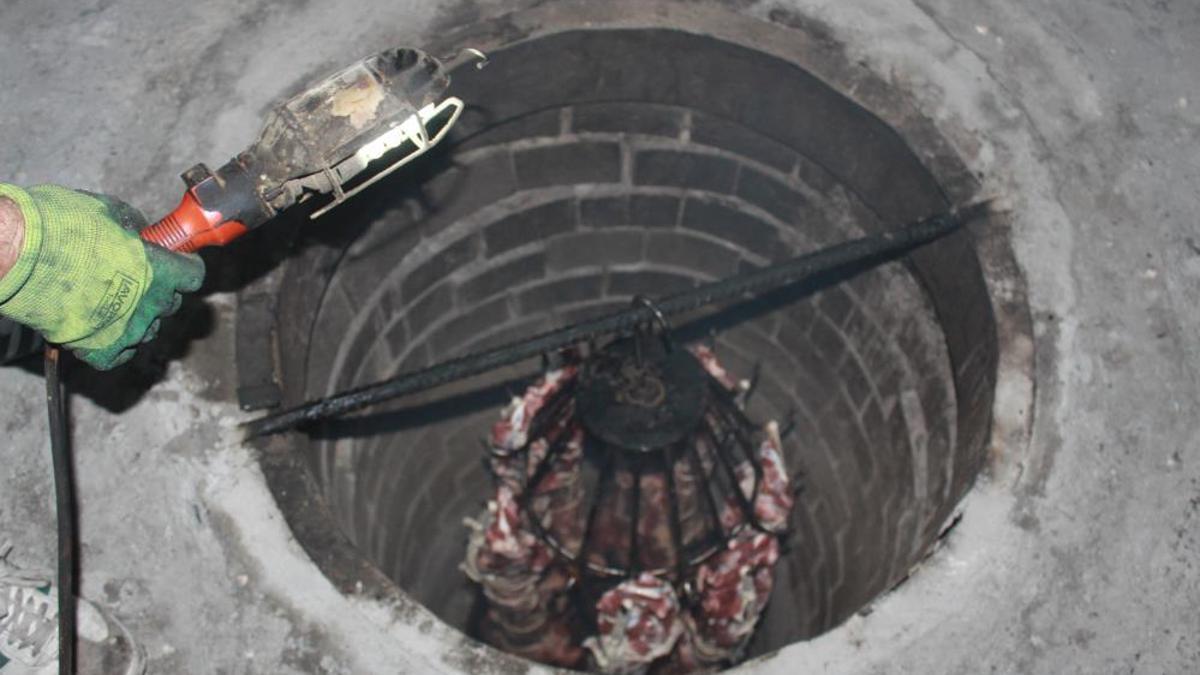 Gece 01.00'da yapımına başlanıyor, günlük 1 tona yakın tüketiliyor! Padişahların en sevdiği yemeklerden biri