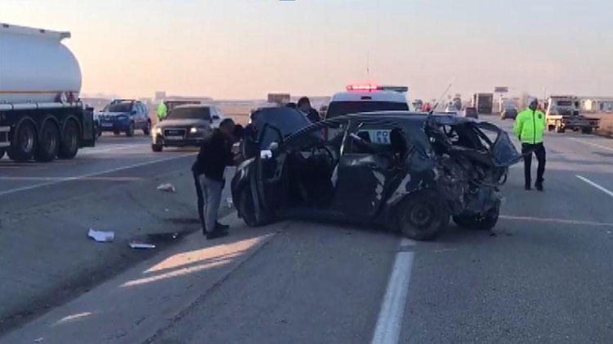 Konya Ereğli'de 3 aracın karıştığı kaza: Sürücü öğretmen yaralandı
