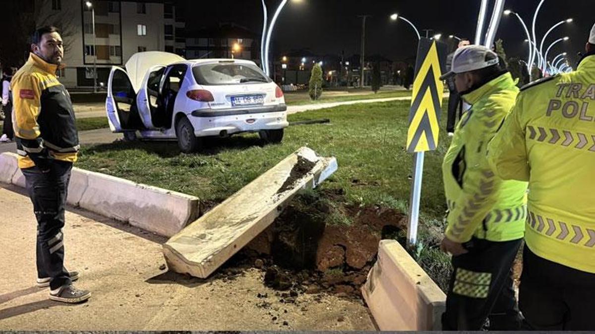 Bolu’da sürücüsünün direksiyon hakimiyetini kaybet…