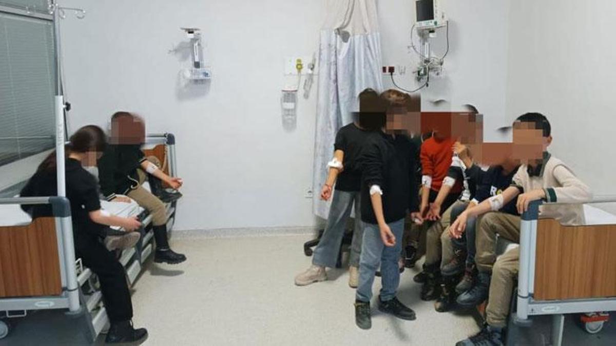 Van'da okulda rahatsızlanan 23 öğrenci hastaneye kaldırıldı