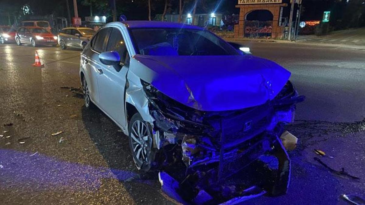 Mudanya'da kavşakta feci kaza: 1 ağır yaralı