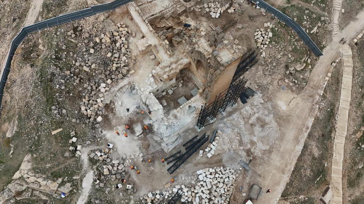 Diyarbakır'da 2026'da başlayacak: Merkeze 13 kilometre uzakta görüldü! Kazı sonuç verdi