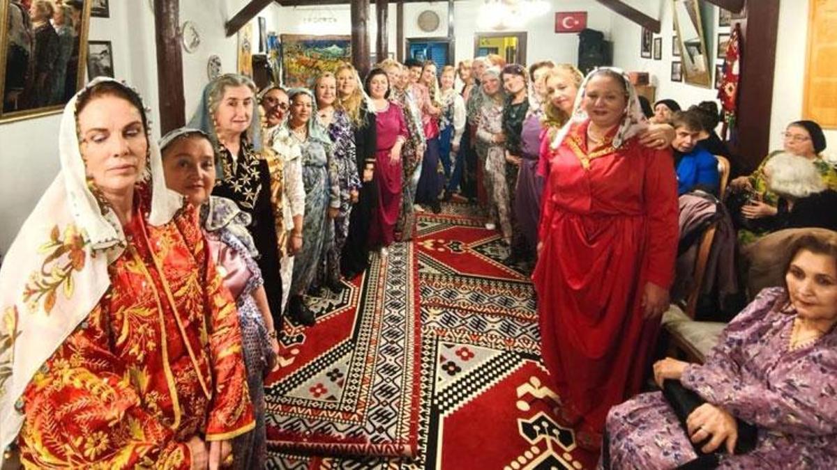 Kütahya’da mübareke kültürü canlandırıldı, 'Şalvar Gecesi'yle gelenekler yaşatıldı