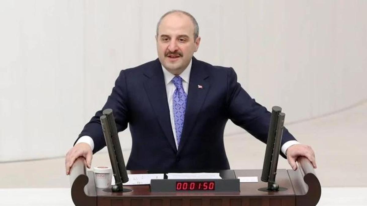 Mustafa Varank'tan Özel'e savunma sanayi eleştirisi: Füzelerimizle balıkları değil, düşmanlarımızı korkutuyoruz