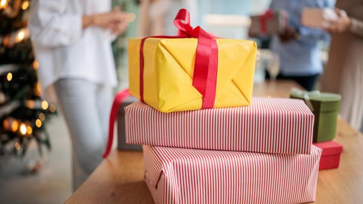 Ofis ve iş ortamı için yılbaşı hediyeleri: Kurumsal ve şık seçimler