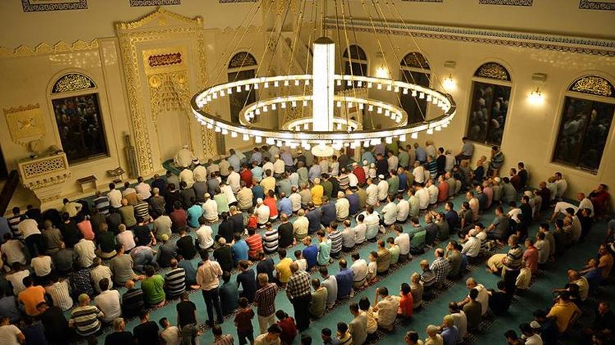 Regaip Kandili gecesi kılınacak namazlar! Diyanet 2025 Regaip Kandili ibadetleri (Kaç rekat namaz kılınır?)