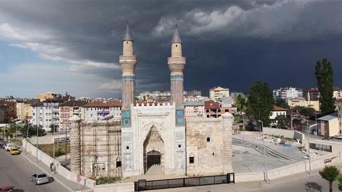 Gök Medrese